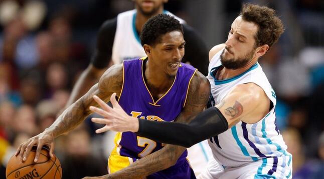 球队的归国 球队的归国