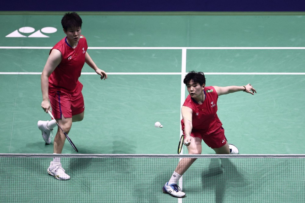 然而在这场 然而在这场